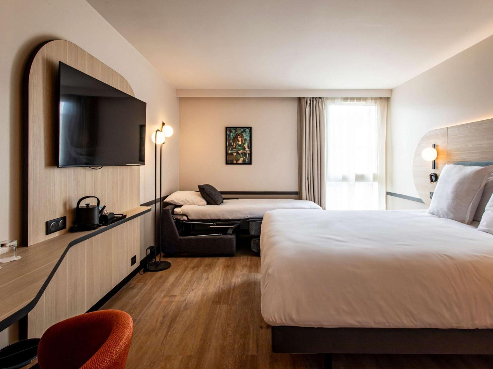 Mercure De France 4*